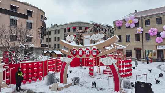 山东青岛老城区中山路栈桥上街里雪景