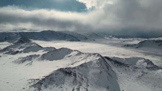 雪景森林雪山山脉冰雪阳光日出唯美大自然