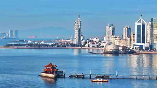 青岛老城区青岛湾青岛栈桥视频素材模板下载