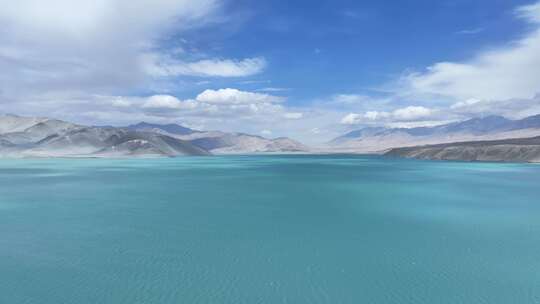 新疆 峡谷 湖泊 雪山 白沙湖 南疆视频素材模板下载