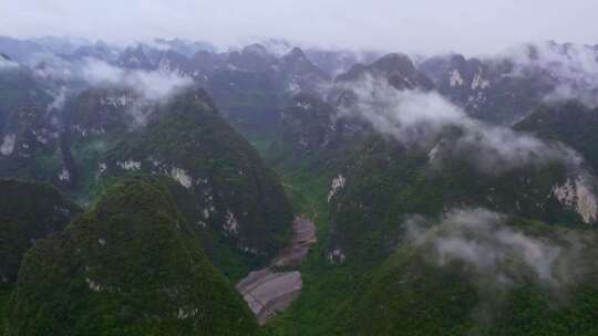 航拍雨后群山云雾缭绕山峦叠嶂山脉山川