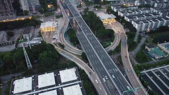 城市公路车流交通航拍