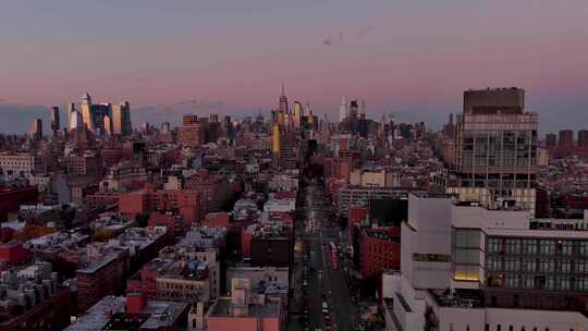 航拍纽约曼哈顿汽车街道夜景灯光摩天大楼