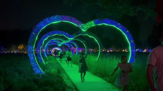 北京夜幕下的灯光秀灯会灯展