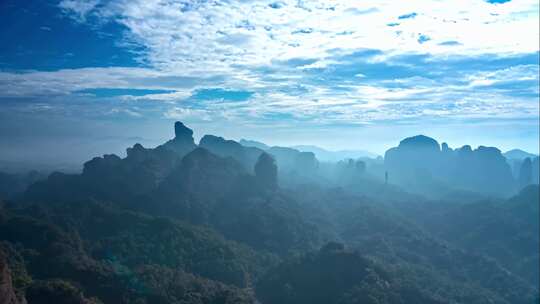 丹霞山僧帽峰延时拍摄