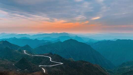 重庆贵阳山川日出日落