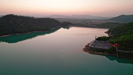 珠海金台寺佛教寺庙夕阳水库航拍