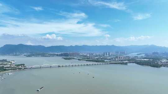 福州乌龙江航拍湾边大桥闽江南港河流溪流