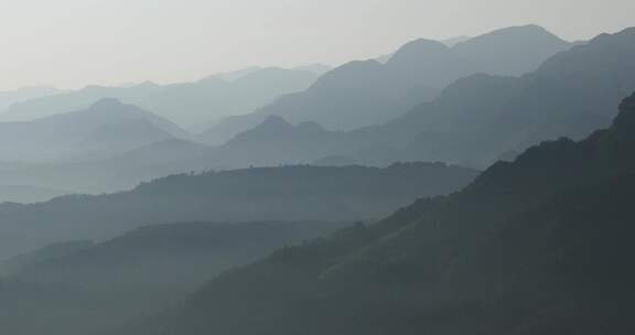 航拍群山高山平原山丘晨曦云雾晨雾航拍