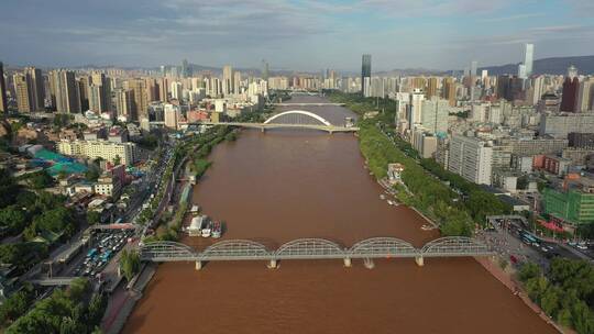 甘肃兰州市中山铁桥黄河景观航拍