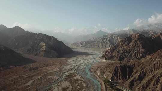 超清新疆喀什航拍公路丝绸之路旅行视频素材模板下载
