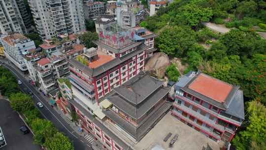 航拍厦门鸿山寺景观