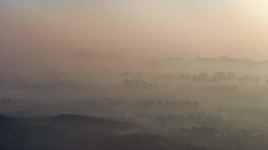 航拍大雾弥漫的南京城市风光