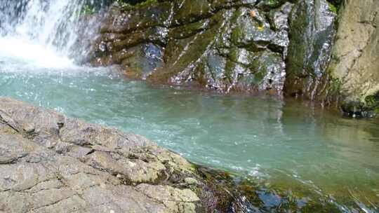 河边流水河流河水小溪山泉泉水流体液体水流