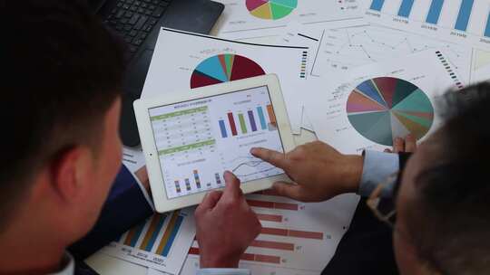 企业年报财务数据统计和数字营销