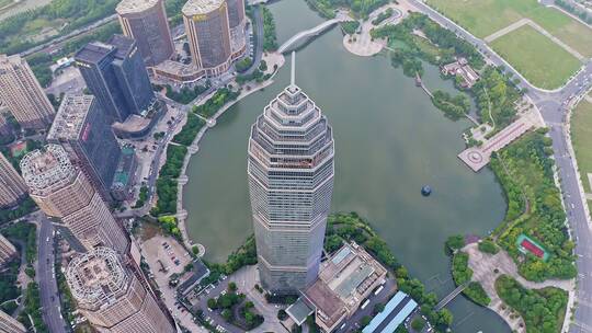 俯视绍兴世茂建筑风光,高视角航拍梅龙湖