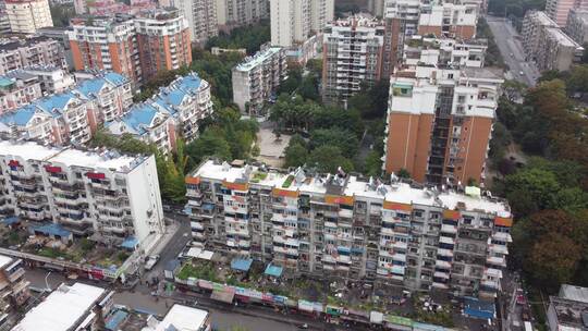 航拍湖北宜昌西陵区城区建设