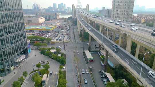 上海市黄浦区鲁班路立交桥卢浦大桥车流城市