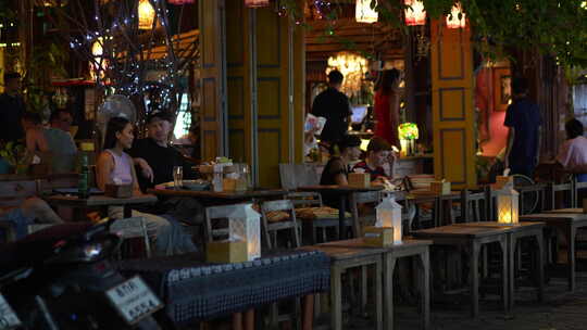 泰国曼谷清迈越南河内城市酒吧