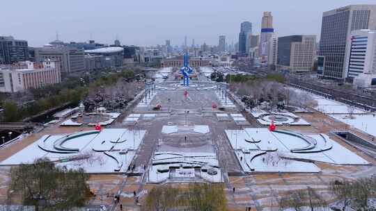 【有版权】航拍济南泉城广场雪景