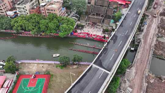 中国佛山市南海区漖表李氏宗祠龙舟景