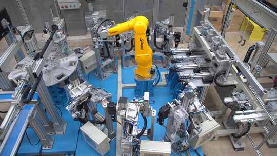机械臂在工业自动化中