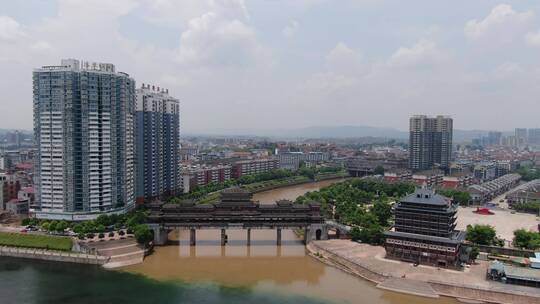 航拍苗族特色建筑风雨桥