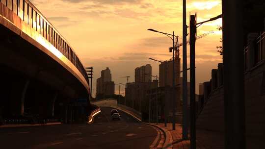 夕阳高架桥延时摄影