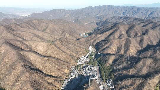 重渡沟山脉地质公园沟壑美丽乡村扶贫视频