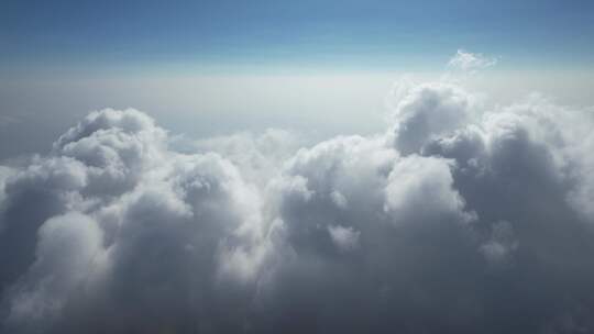 4K洁白的云海向云端唯美特写航拍视频