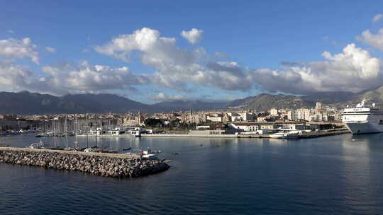 马耳他瓦莱塔港及邮轮视频素材模板下载