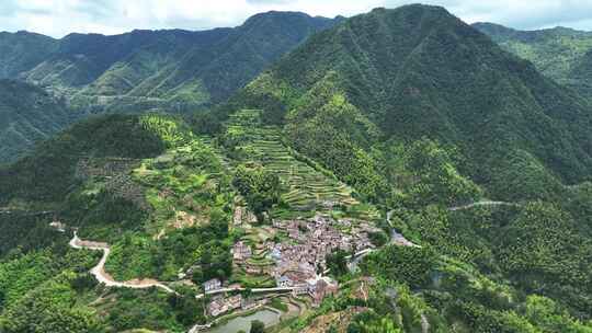 航拍浙江丽水松阳乡村梯田田园风景视频素材模板下载