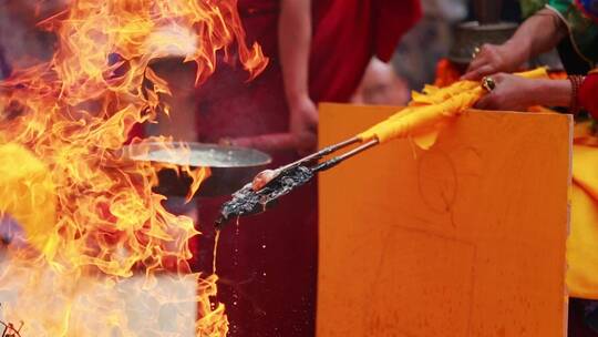 藏传佛教火供