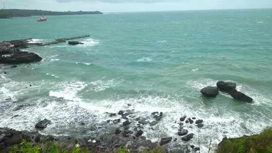 广西北海涠洲岛大海南岸鳄鱼山旅游旅行