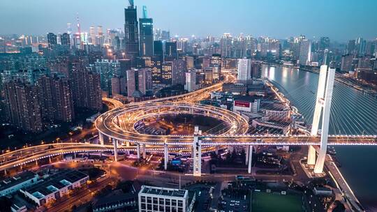 上海南浦大桥交通车流视频素材模板下载