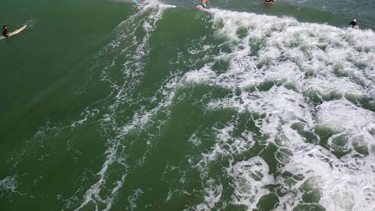 三亚后海冲浪航拍视频素材模板下载