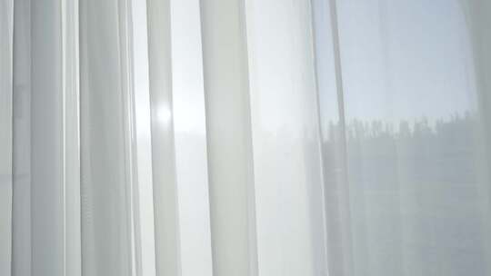 唯美意境阳光窗纱