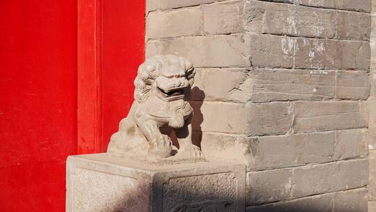 老北京胡同 院门石狮子