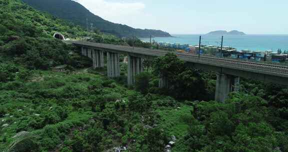 海南环岛高铁