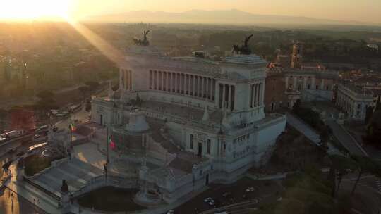 城市航拍罗马市政厅日出天际线意大利地标