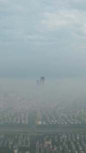 南京城市清晨迷雾平流层竖屏航拍