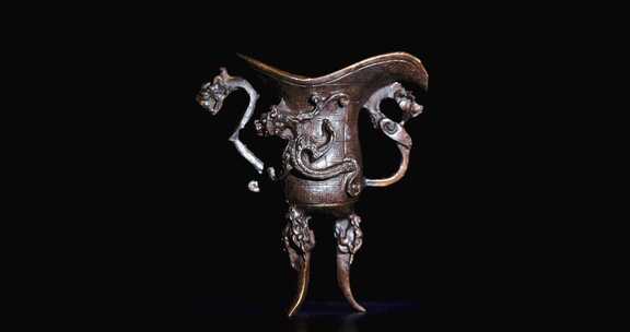 三足瑞兽酒樽爵角杯工艺品酒杯樽杯