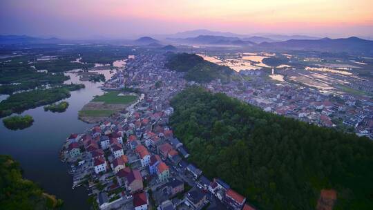 航拍夕阳下诸暨著名景点白塔湖国家湿地公园