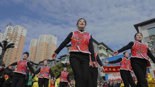 节日喜庆广场舞表演