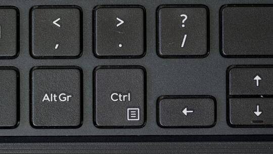 顶视图手指按压Ctrl键盘按钮视频素材模板下载