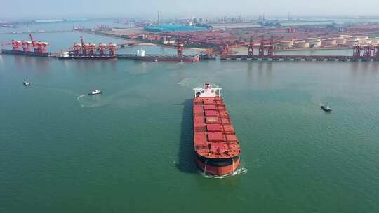 航拍大气曹妃甸港口货轮停靠港口码头贸易视频素材模板下载