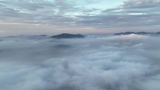 温州世贸中心大厦平流雾航拍