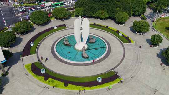 航拍广西北海地标市中心北部湾广场雕塑