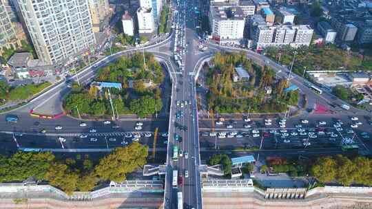 湖南长沙星城51大道城市主干道交通车流建筑