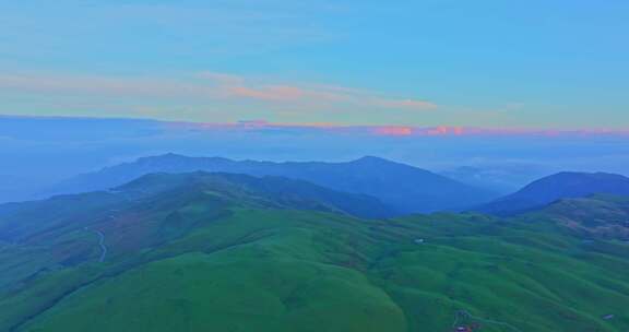 云南自然风光大山山上景观高山峡谷